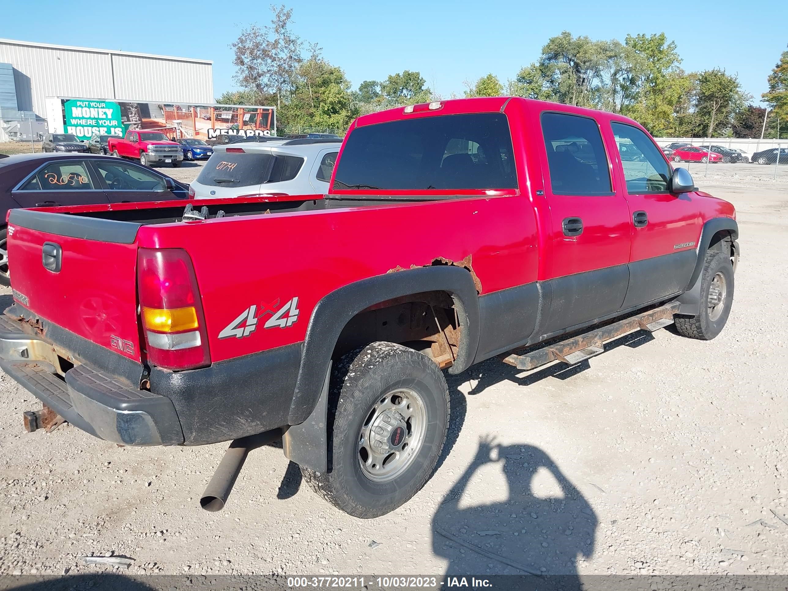 Photo 3 VIN: 1GTHK23U72F197059 - GMC SIERRA 