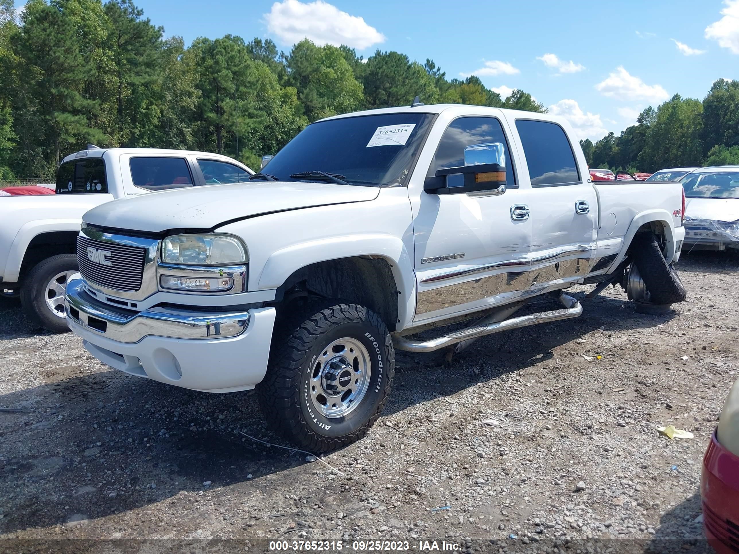 Photo 1 VIN: 1GTHK23U87F145429 - GMC SIERRA 