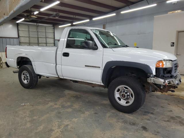 Photo 3 VIN: 1GTHK24U04E232001 - GMC SIERRA K25 