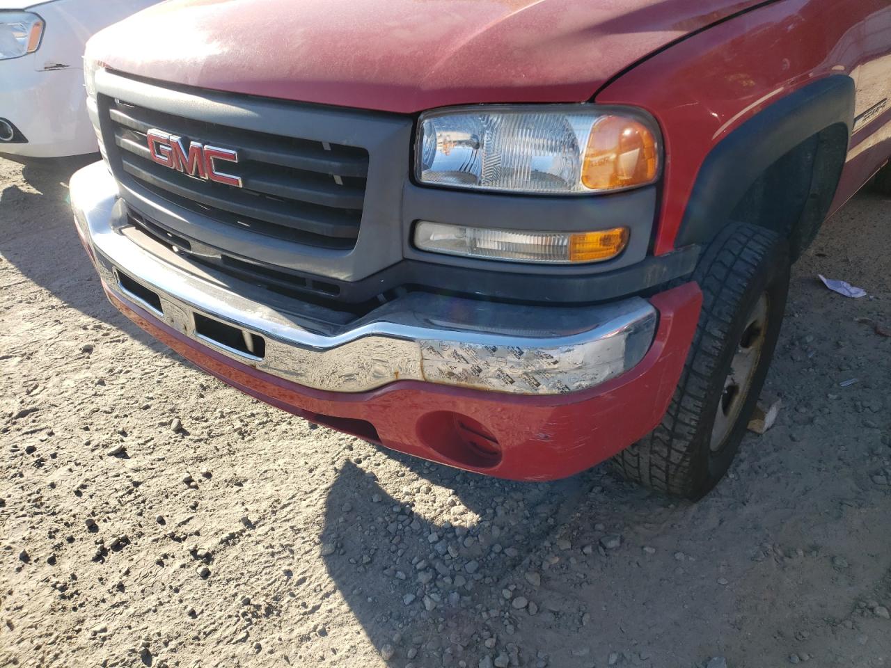 Photo 8 VIN: 1GTHK24U05E169161 - GMC SIERRA 