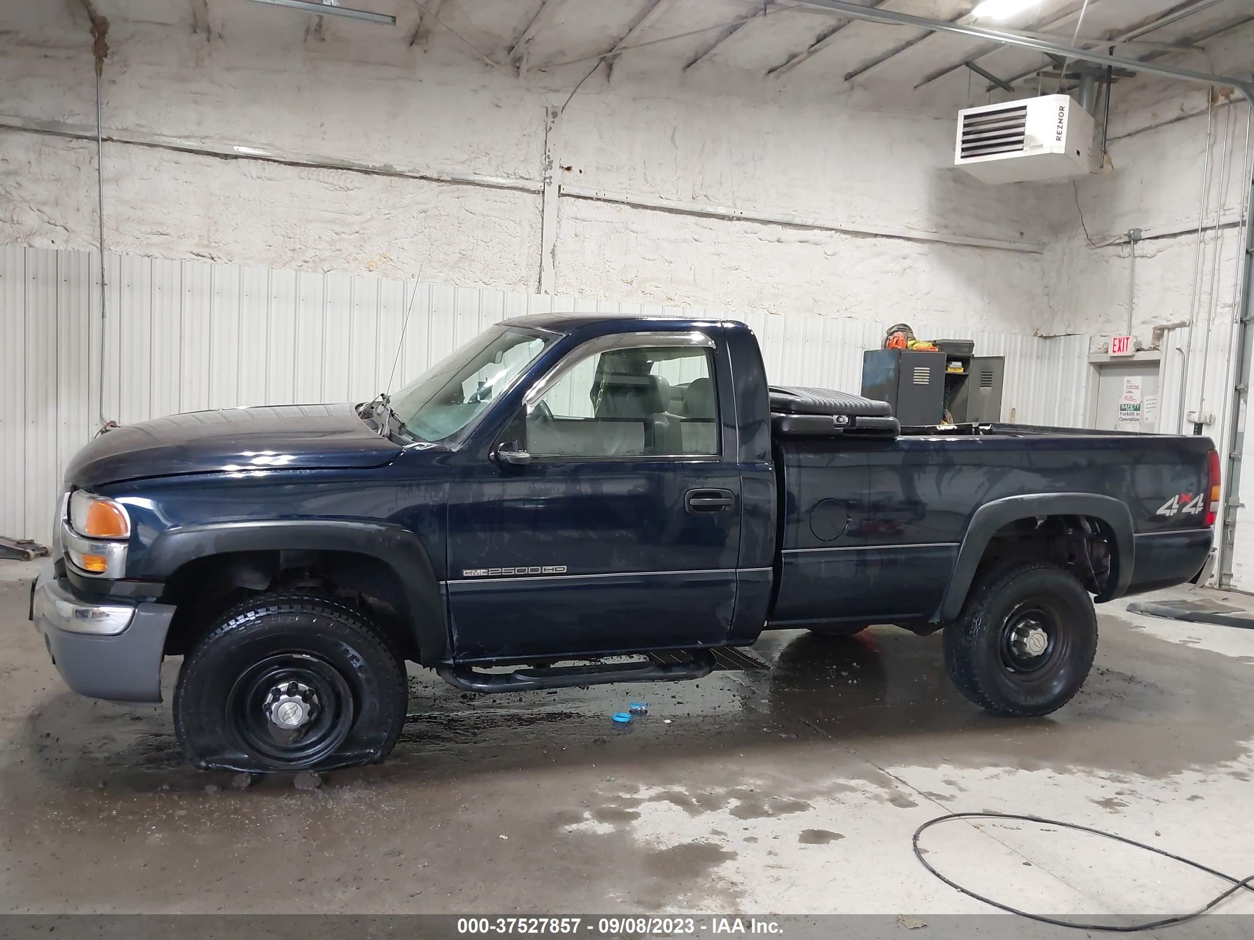 Photo 14 VIN: 1GTHK24U26E132937 - GMC SIERRA 