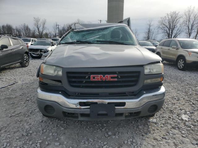 Photo 4 VIN: 1GTHK24U54E147784 - GMC SIERRA K25 