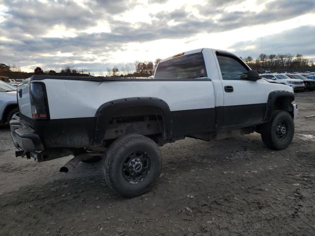 Photo 2 VIN: 1GTHK24UX6E127176 - GMC SIERRA 