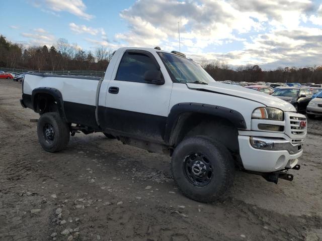 Photo 3 VIN: 1GTHK24UX6E127176 - GMC SIERRA 