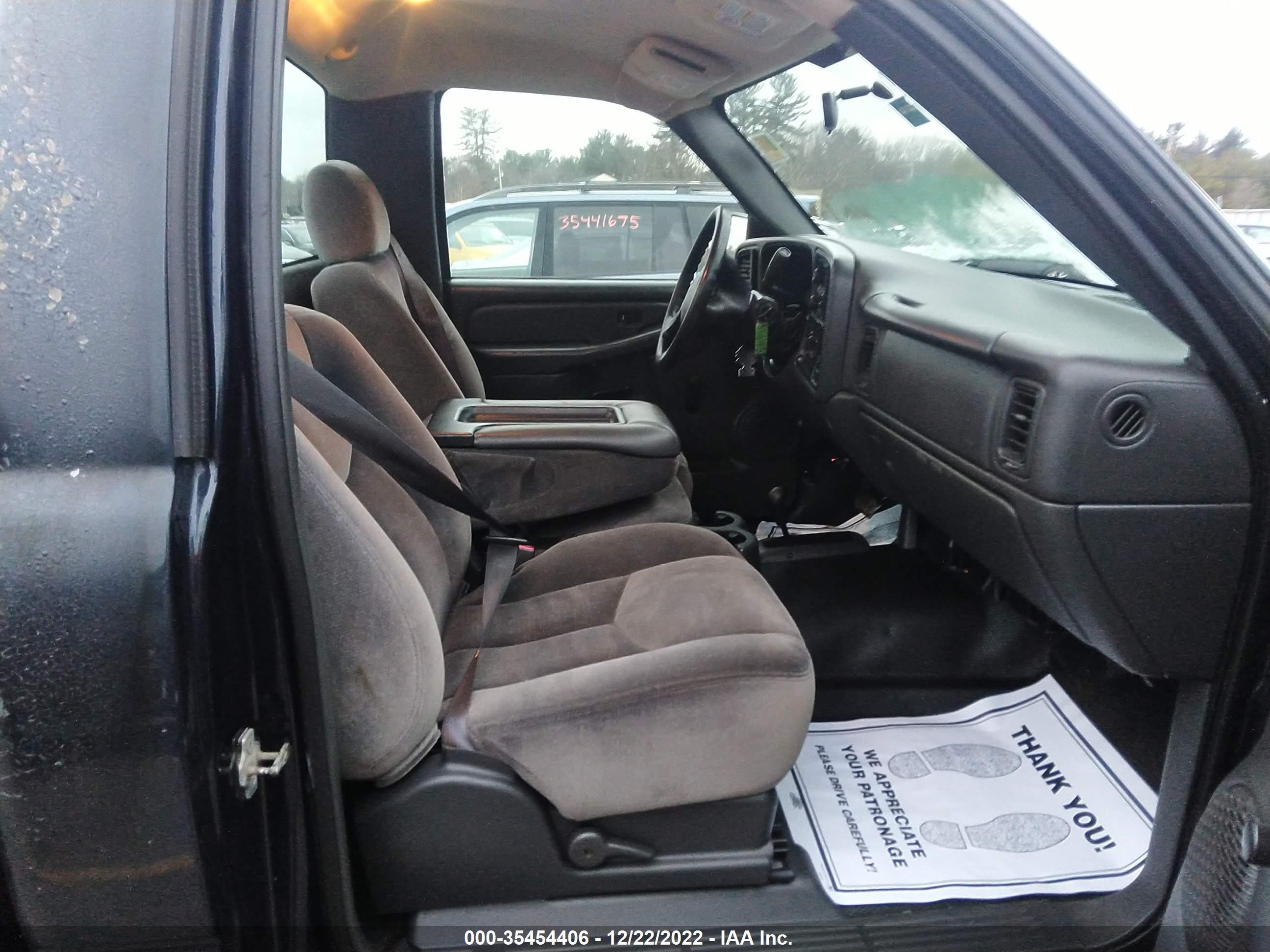 Photo 4 VIN: 1GTHK24UX6E129896 - GMC SIERRA 