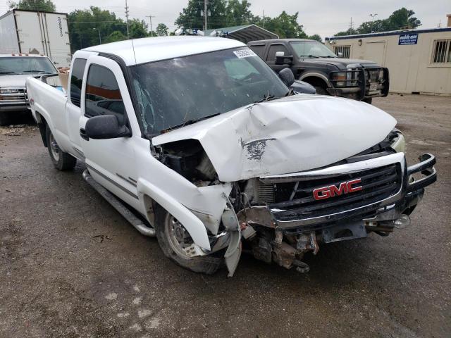 Photo 3 VIN: 1GTHK29123E322229 - GMC SIERRA 