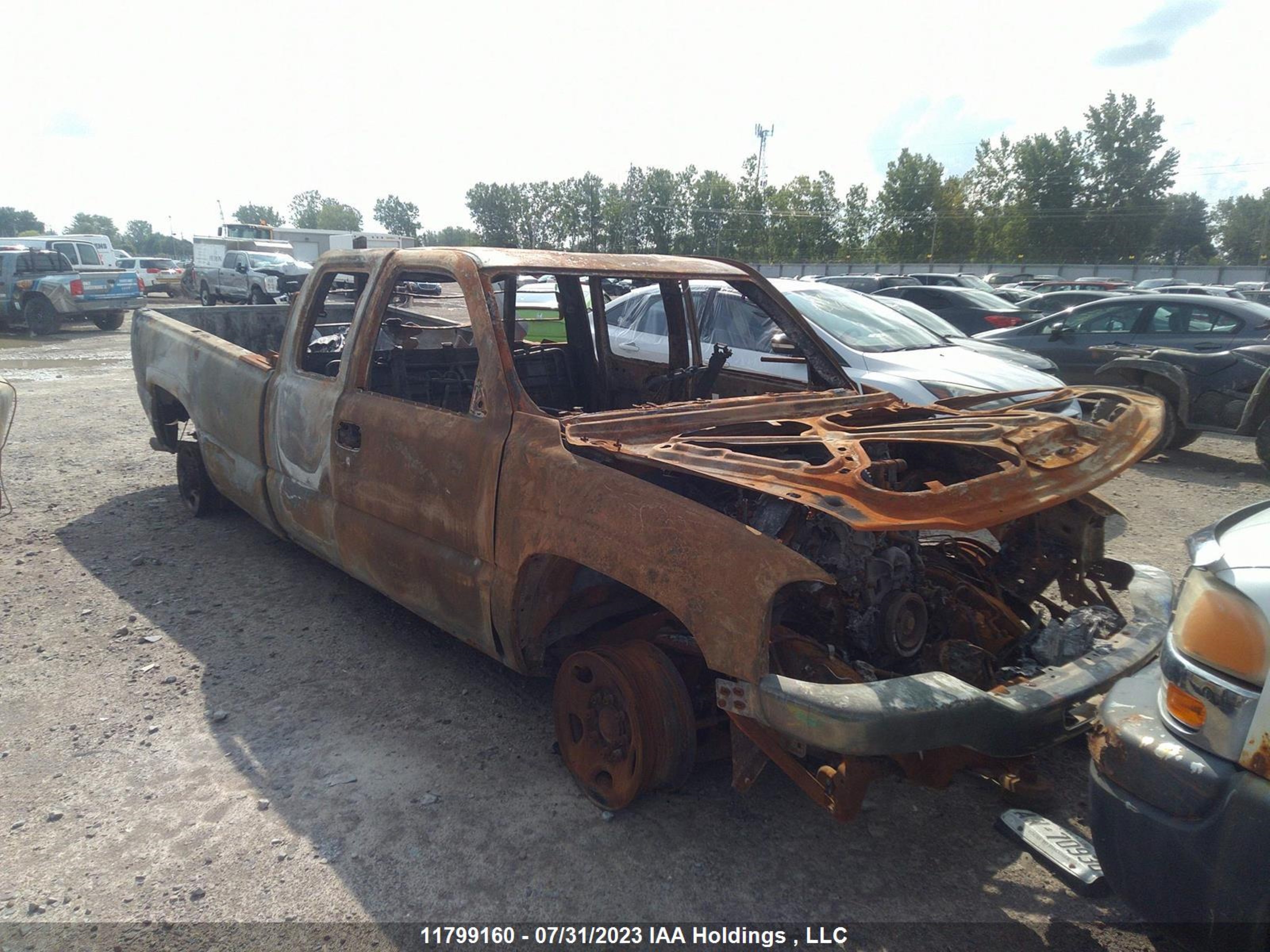 Photo 0 VIN: 1GTHK29143E101117 - GMC SIERRA 