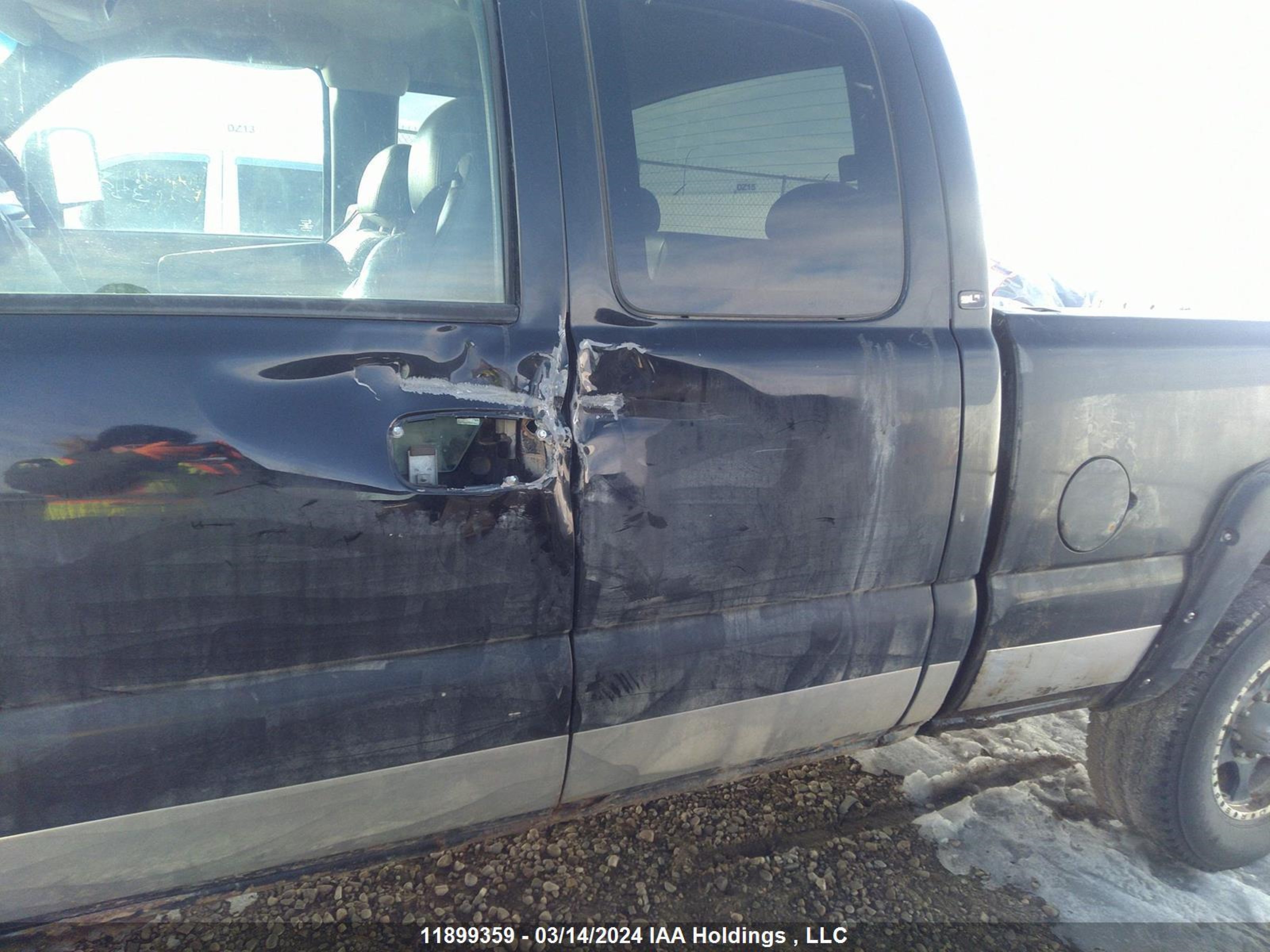 Photo 5 VIN: 1GTHK29143E291713 - GMC SIERRA 