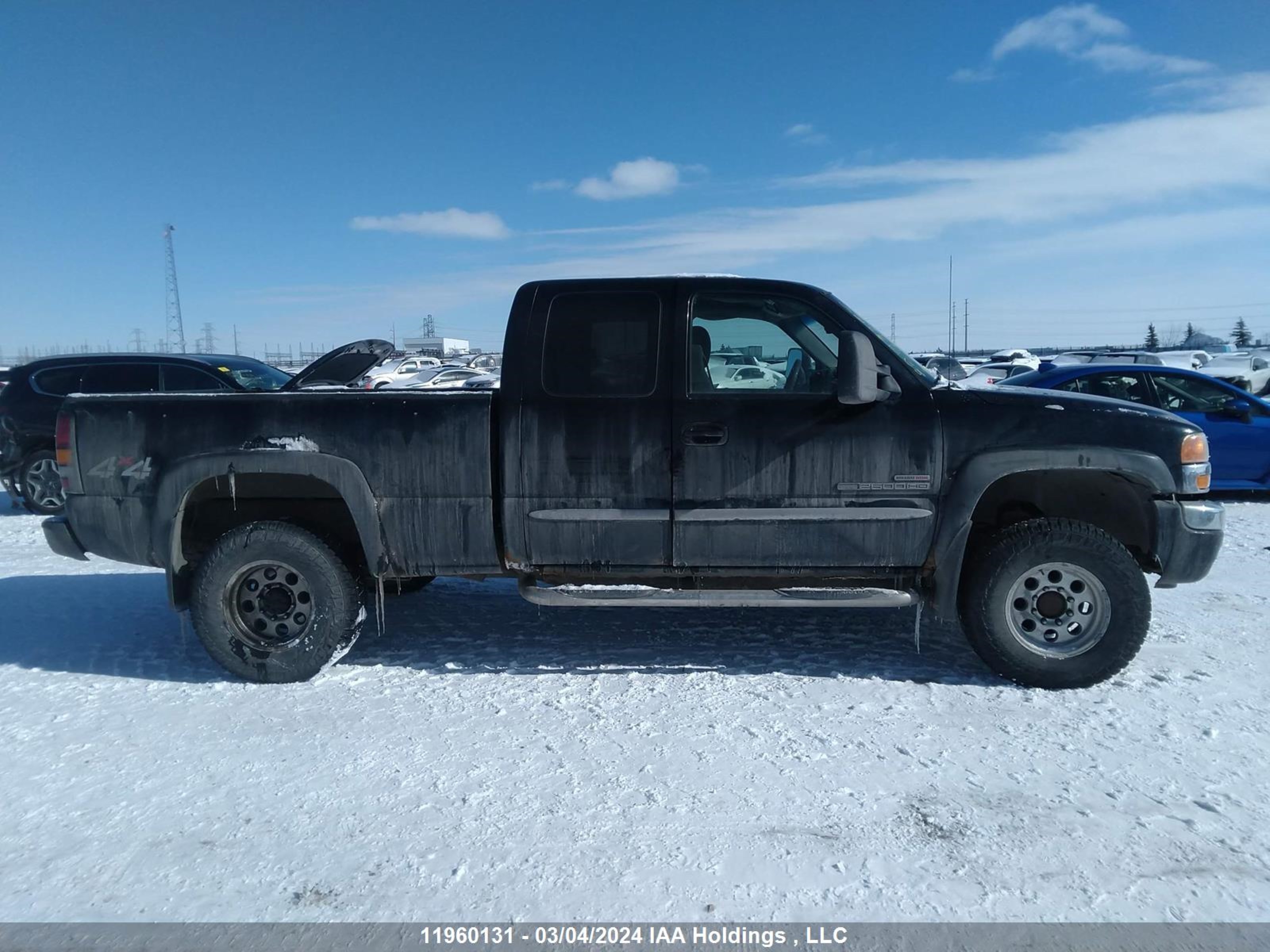 Photo 13 VIN: 1GTHK29205E132540 - GMC SIERRA 