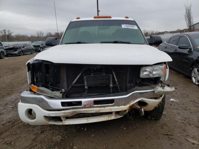 Photo 4 VIN: 1GTHK29225E105517 - GMC SIERRA 