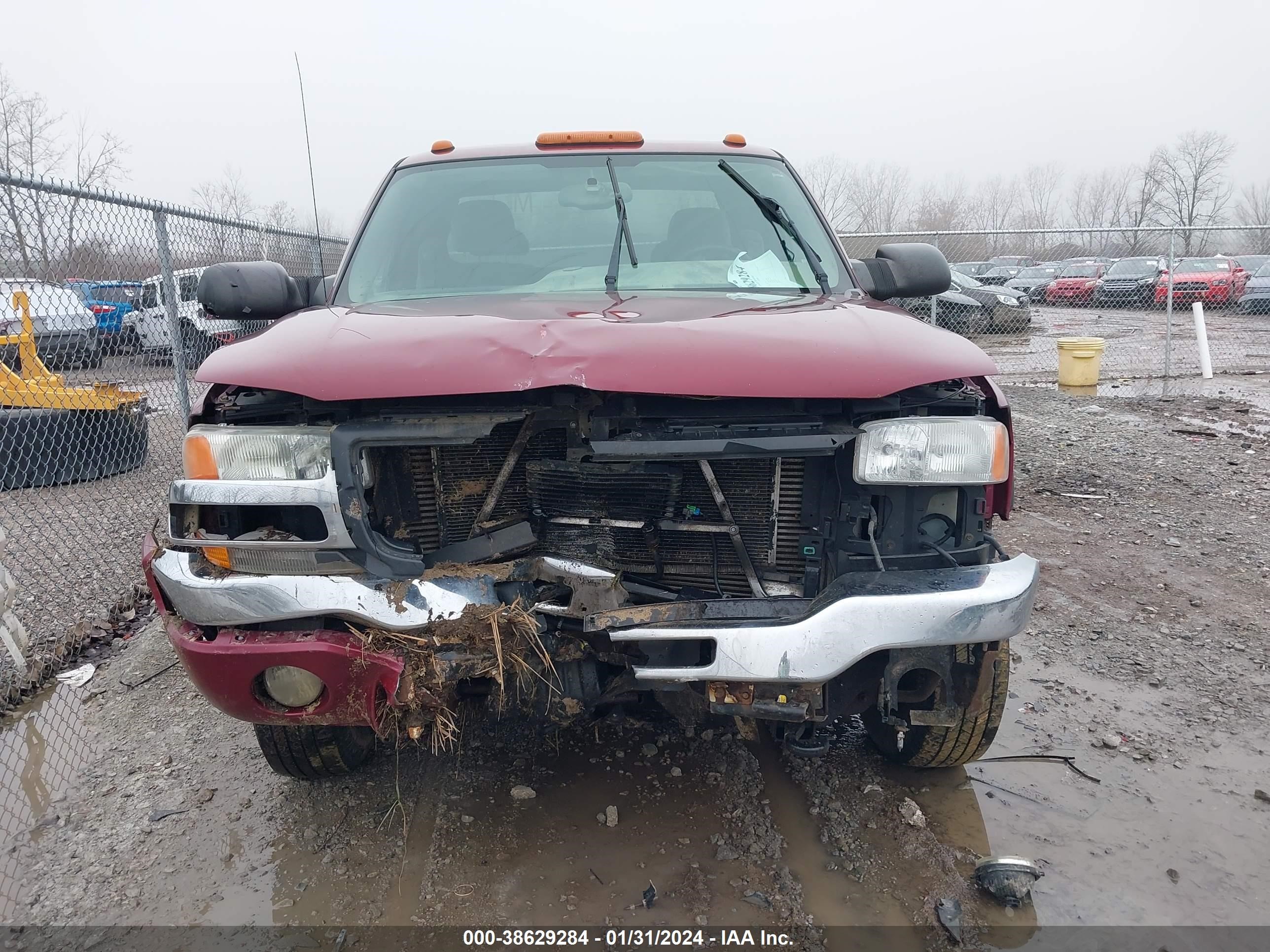 Photo 5 VIN: 1GTHK29265E109070 - GMC SIERRA 