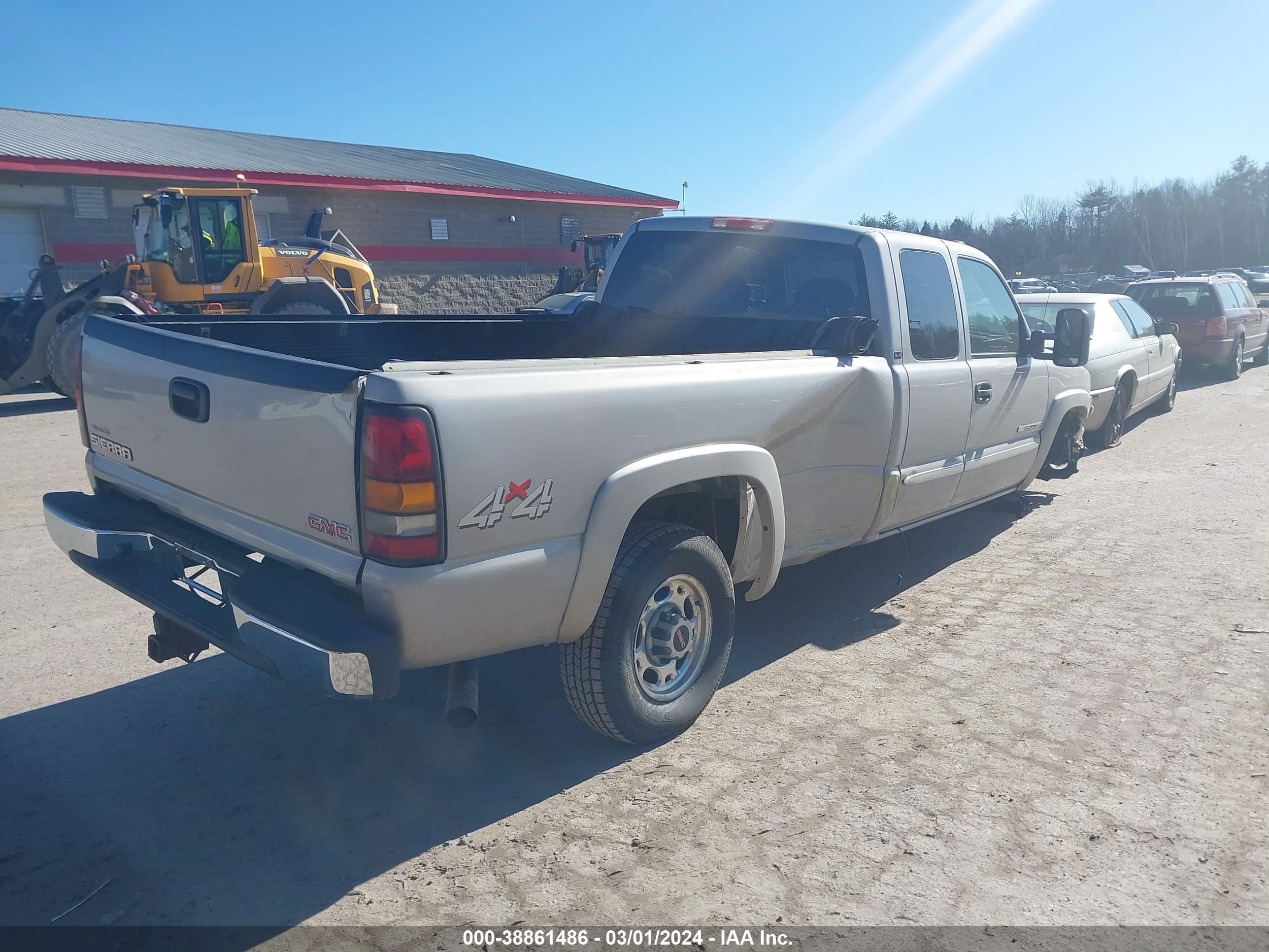 Photo 3 VIN: 1GTHK29456E226593 - GMC SIERRA 