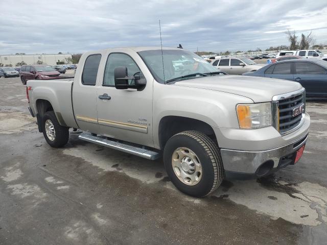 Photo 3 VIN: 1GTHK29618E124891 - GMC SIERRA 