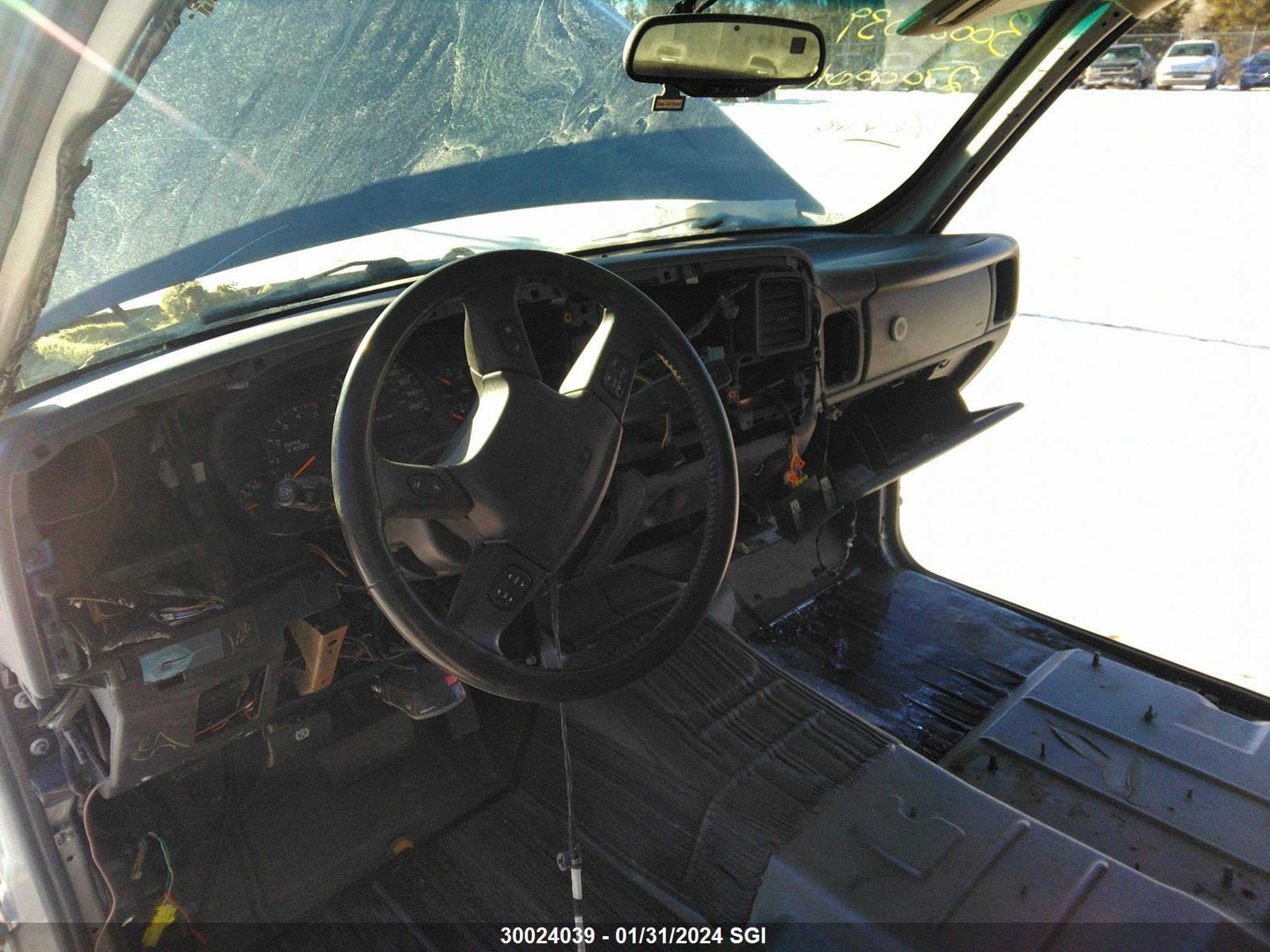 Photo 4 VIN: 1GTHK29D07E114429 - GMC SIERRA 