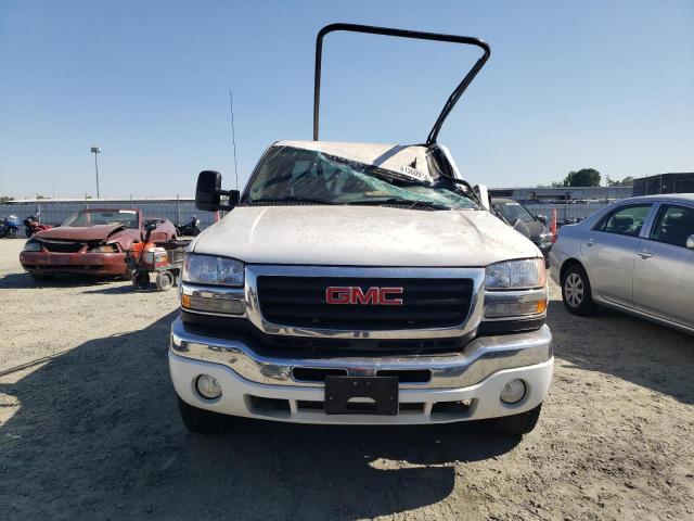 Photo 4 VIN: 1GTHK29D66E254726 - GMC SIERRA 