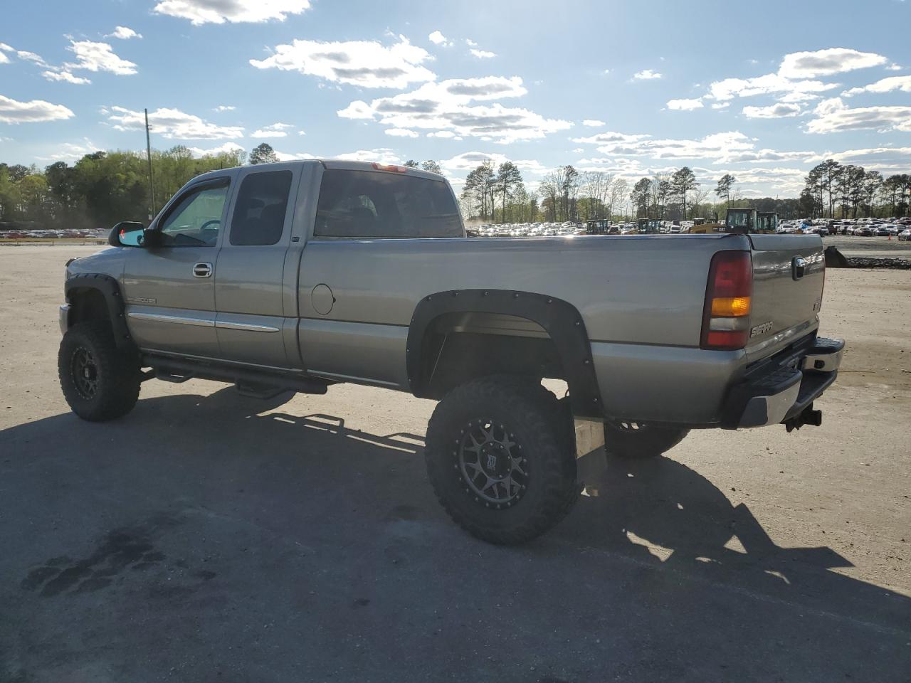 Photo 1 VIN: 1GTHK29G13E246247 - GMC SIERRA 