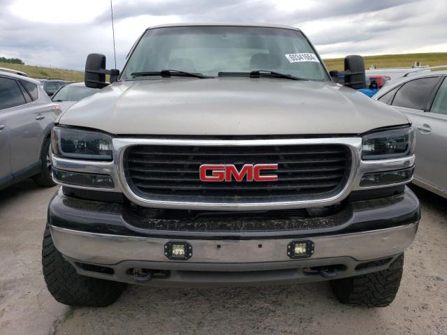 Photo 4 VIN: 1GTHK29GX1E203877 - GMC SIERRA 