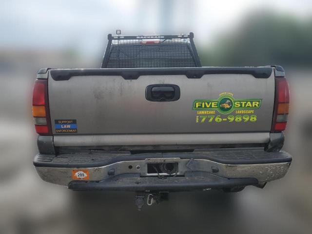 Photo 5 VIN: 1GTHK29GX2E227940 - GMC SIERRA 