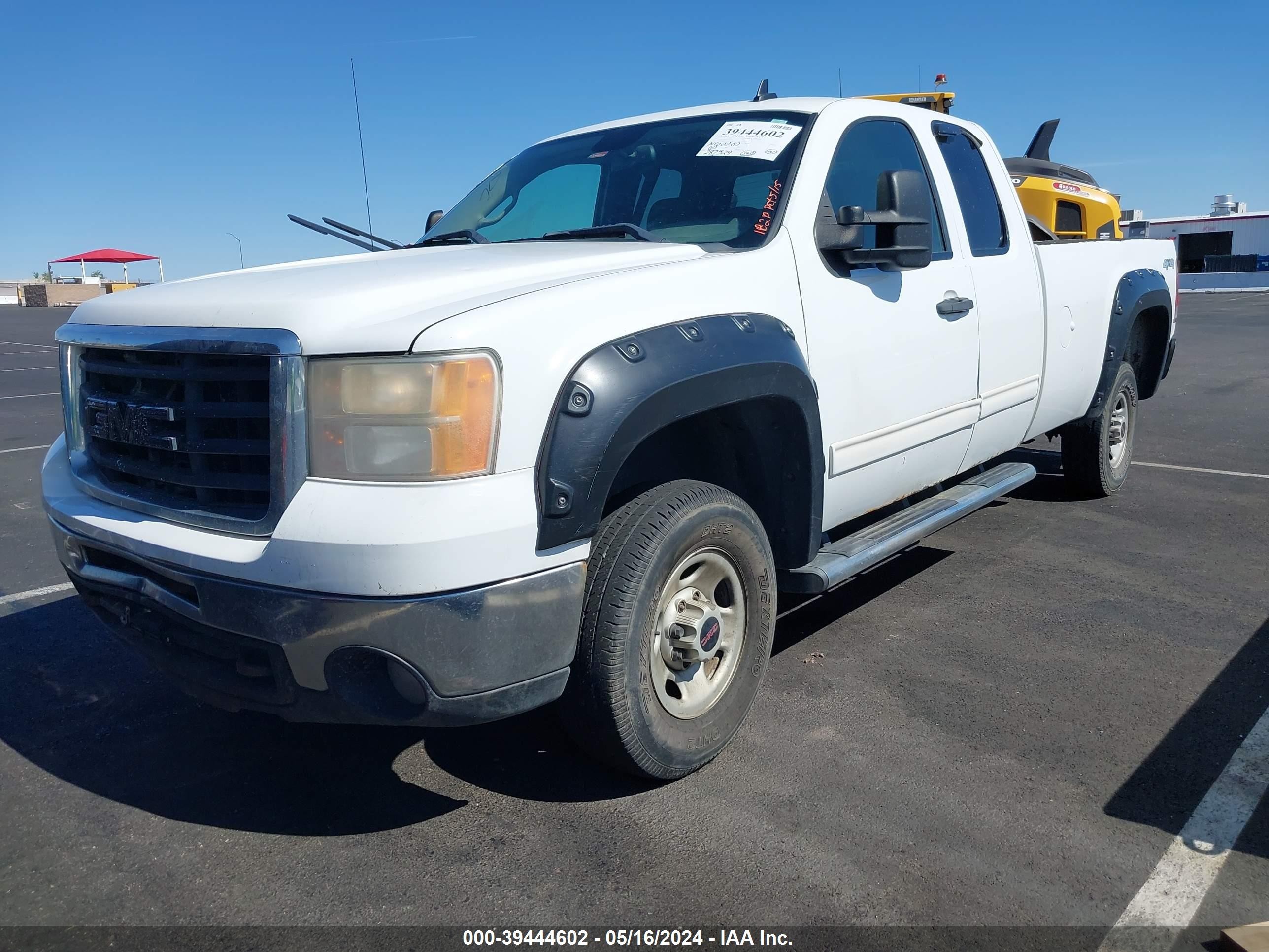 Photo 1 VIN: 1GTHK29K47E586616 - GMC SIERRA 