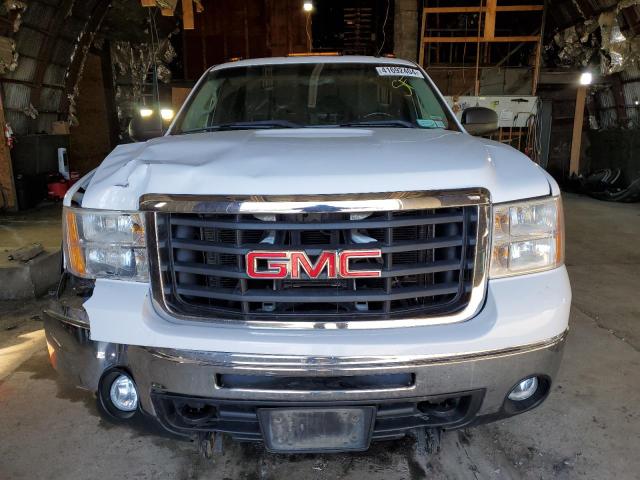 Photo 4 VIN: 1GTHK29K58E133445 - GMC SIERRA 