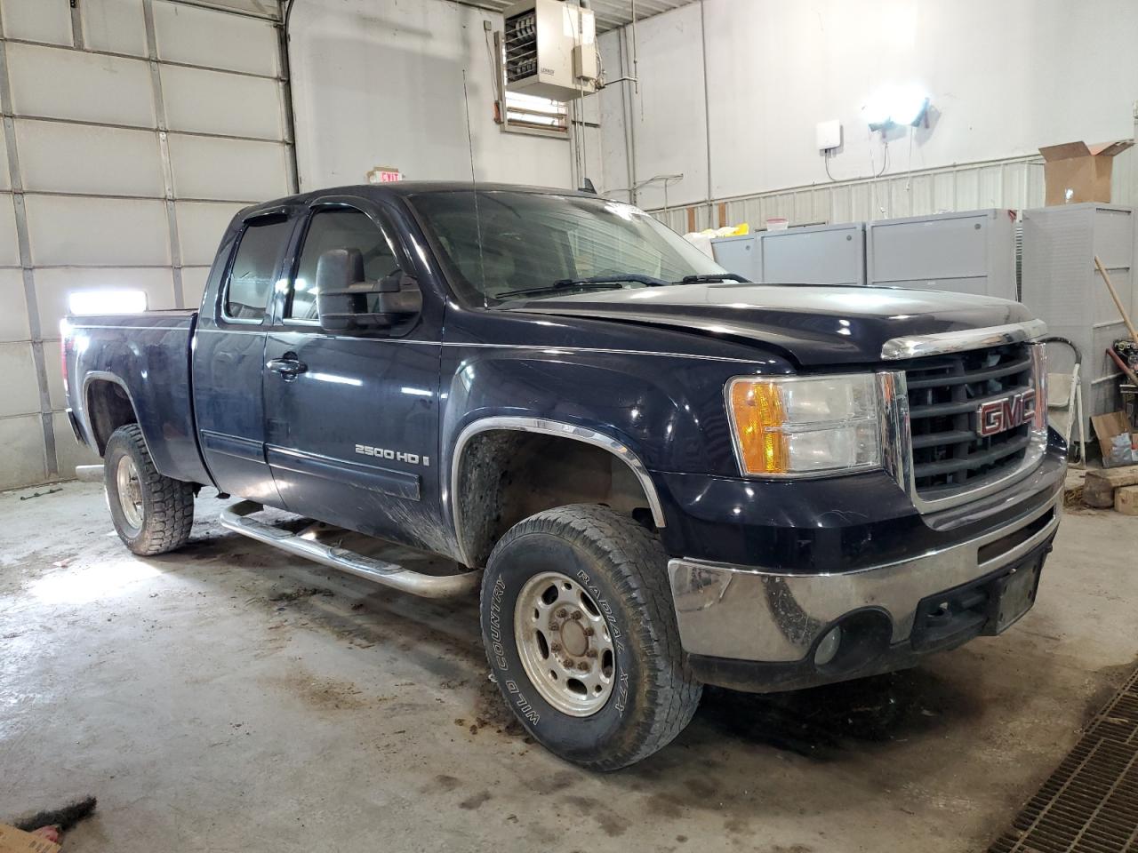 Photo 3 VIN: 1GTHK29K67E530225 - GMC SIERRA 