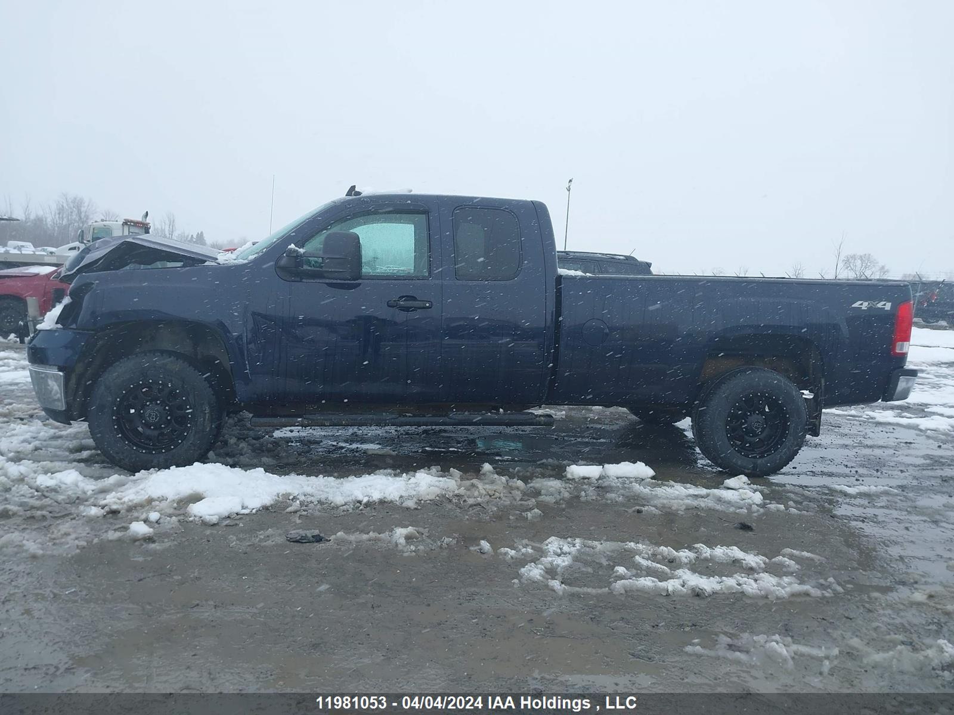 Photo 13 VIN: 1GTHK29K88E158954 - GMC SIERRA 