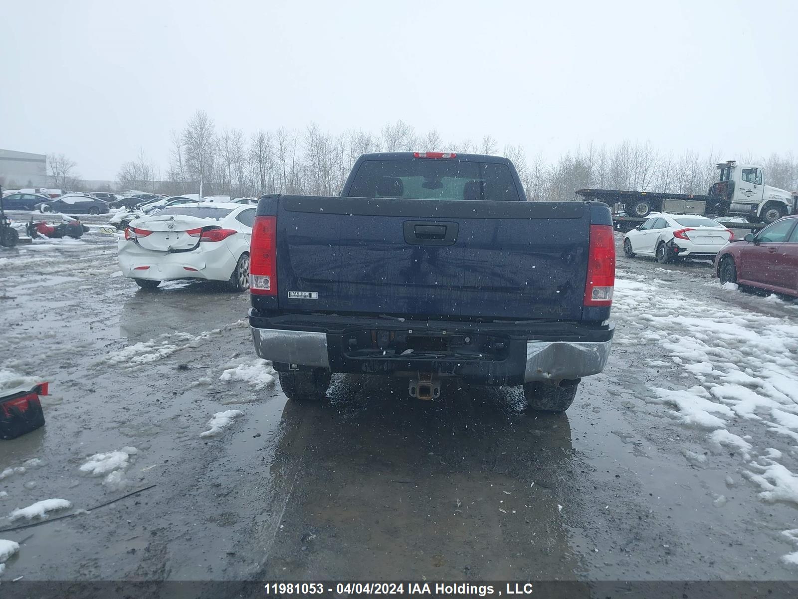 Photo 15 VIN: 1GTHK29K88E158954 - GMC SIERRA 