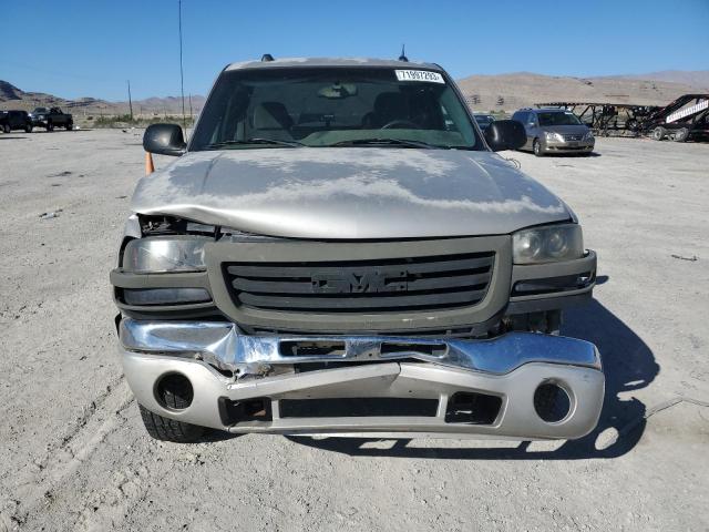 Photo 4 VIN: 1GTHK29U04E242634 - GMC SIERRA 