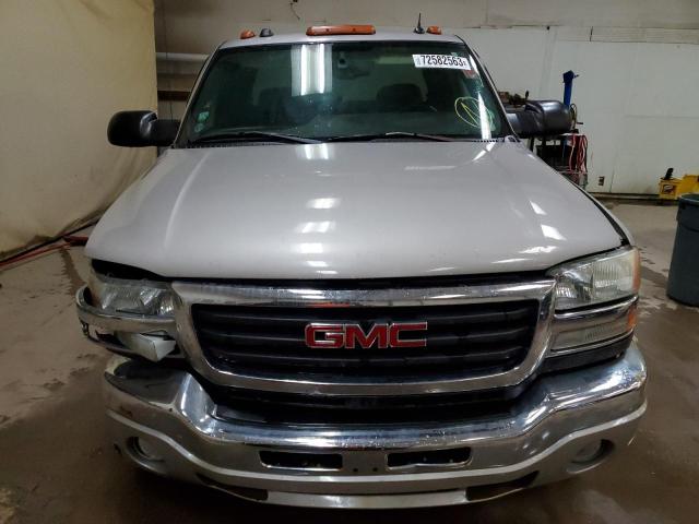 Photo 4 VIN: 1GTHK29U24E401203 - GMC SIERRA K25 