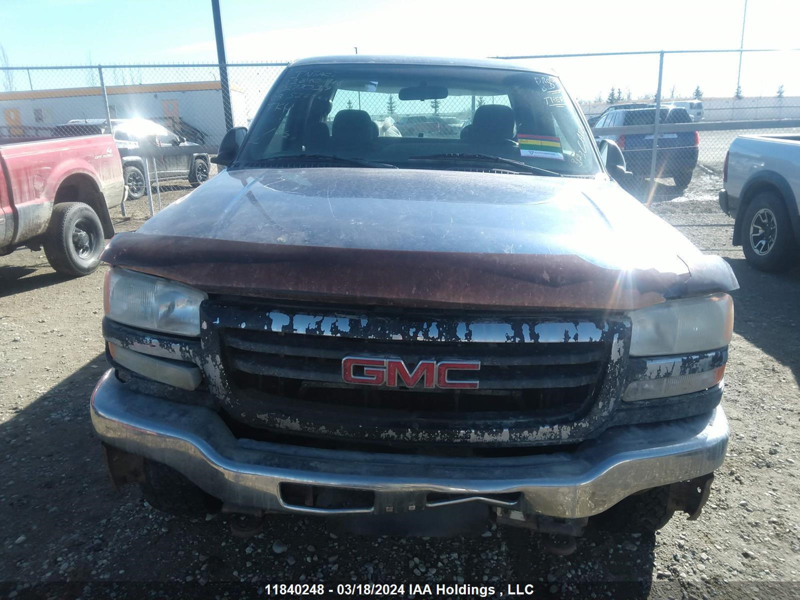 Photo 11 VIN: 1GTHK29U33E277019 - GMC SIERRA 