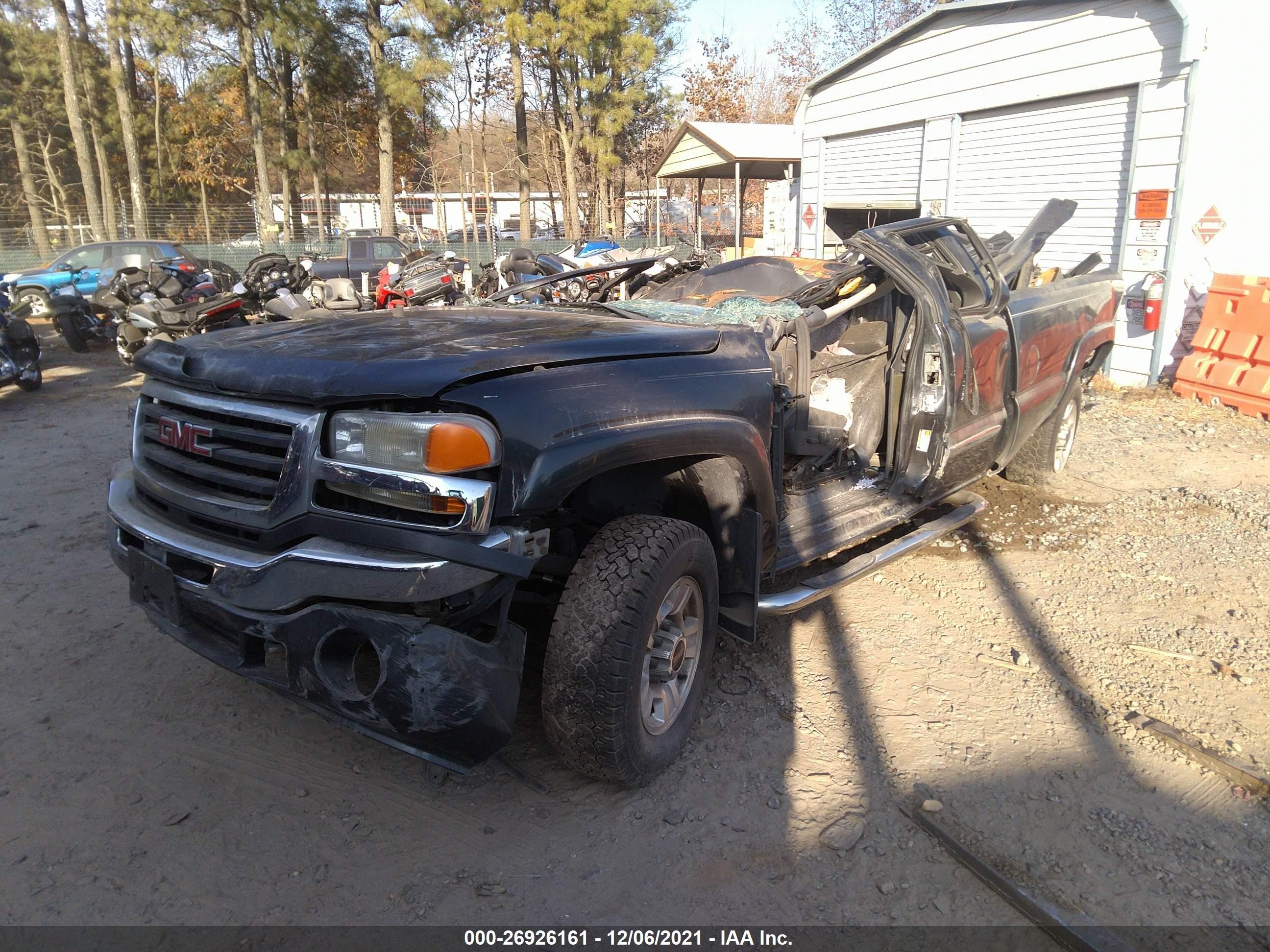 Photo 1 VIN: 1GTHK29U35E279680 - GMC SIERRA 