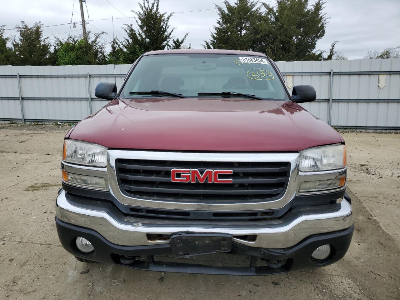 Photo 4 VIN: 1GTHK29U35E299654 - GMC SIERRA 