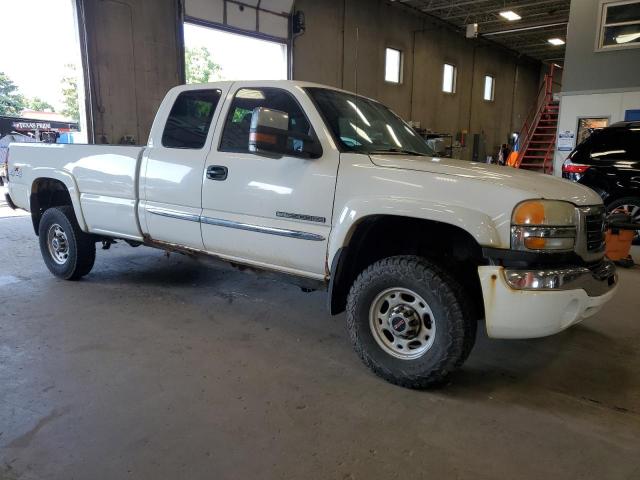 Photo 3 VIN: 1GTHK29U44E227103 - GMC SIERRA K25 