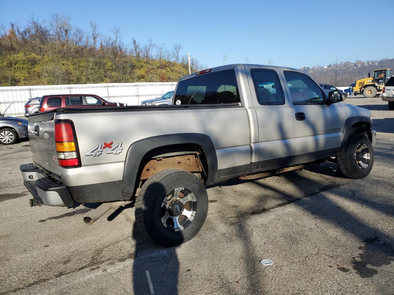 Photo 2 VIN: 1GTHK29U46E143334 - GMC SIERRA 