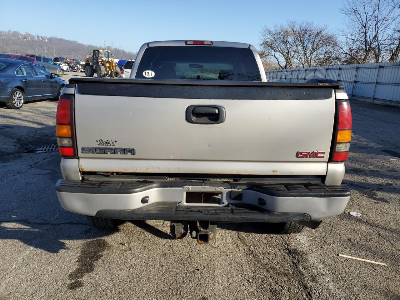 Photo 5 VIN: 1GTHK29U46E143334 - GMC SIERRA 