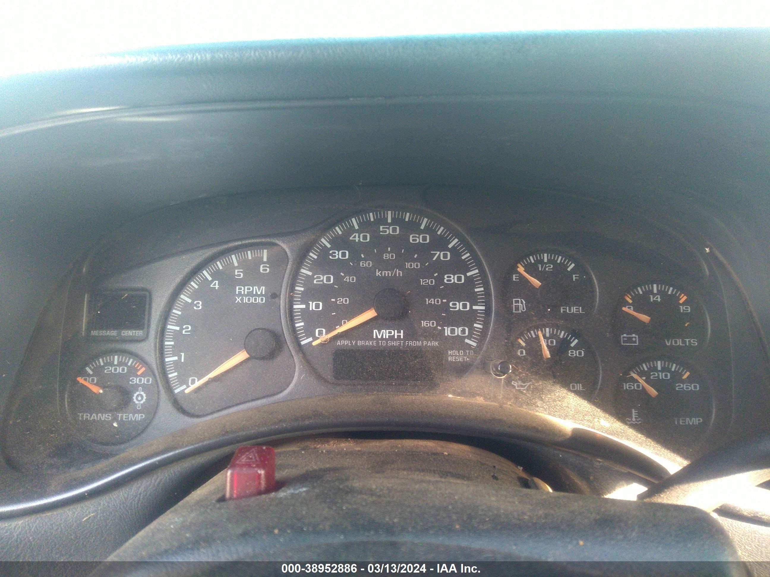 Photo 6 VIN: 1GTHK29U52E280101 - GMC SIERRA 