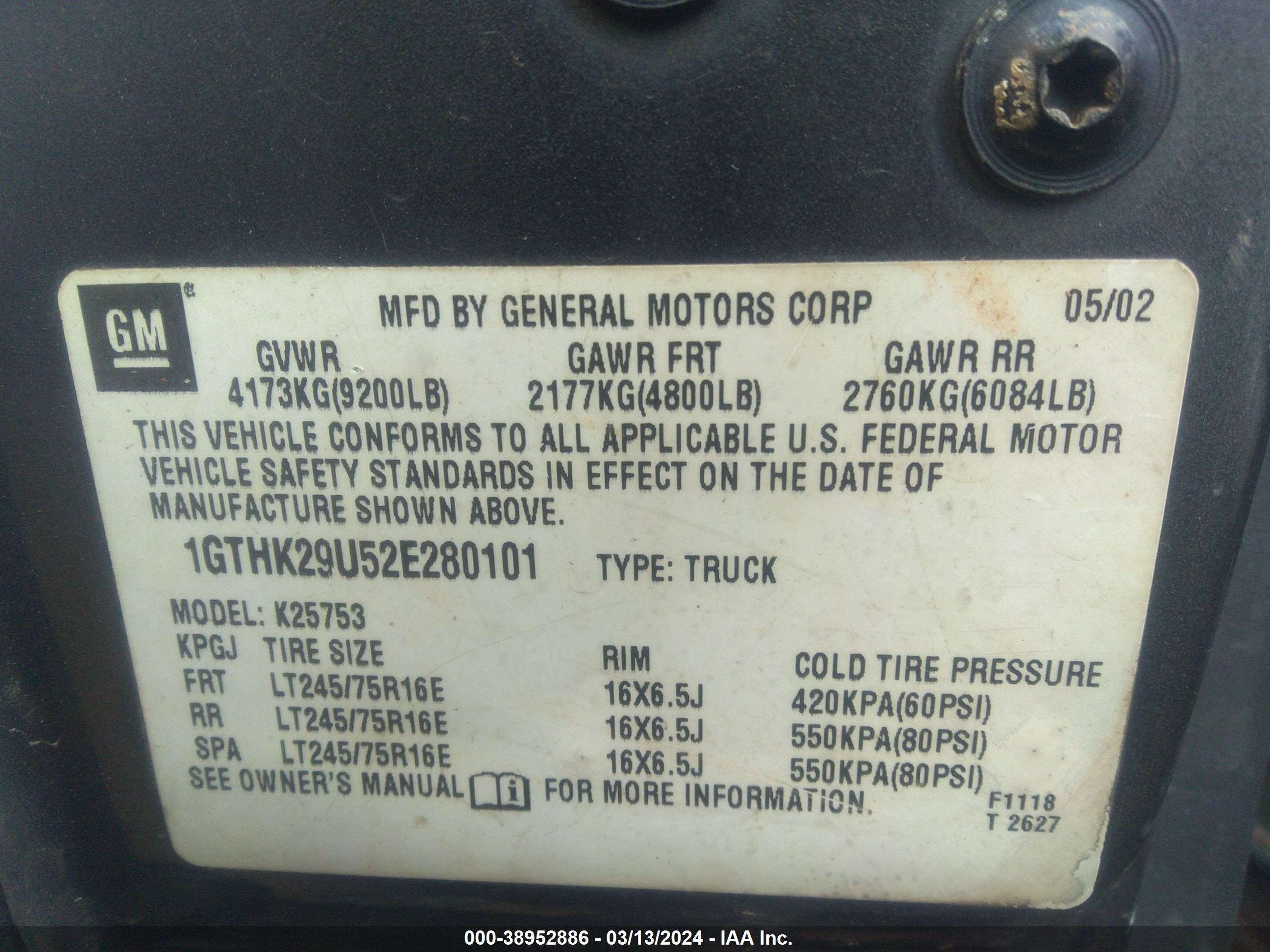 Photo 8 VIN: 1GTHK29U52E280101 - GMC SIERRA 