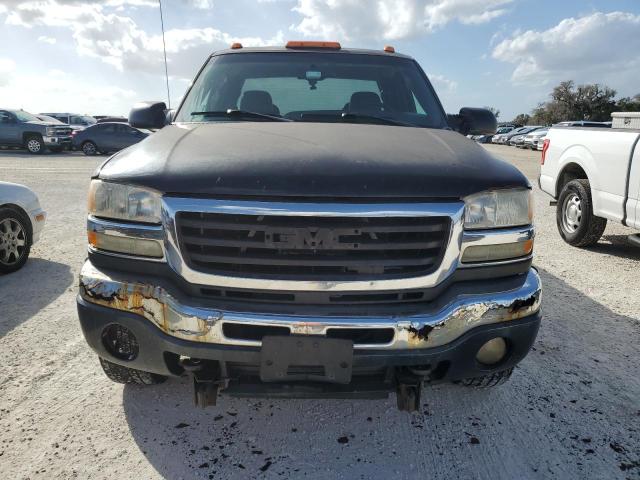 Photo 4 VIN: 1GTHK29U85E182555 - GMC SIERRA K25 