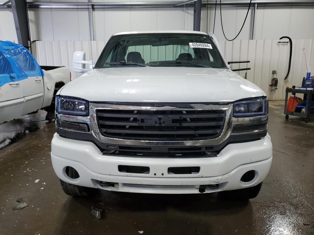 Photo 4 VIN: 1GTHK29U86E291549 - GMC SIERRA 