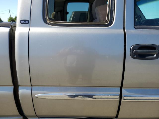 Photo 9 VIN: 1GTHK29U93E263402 - GMC SIERRA K25 