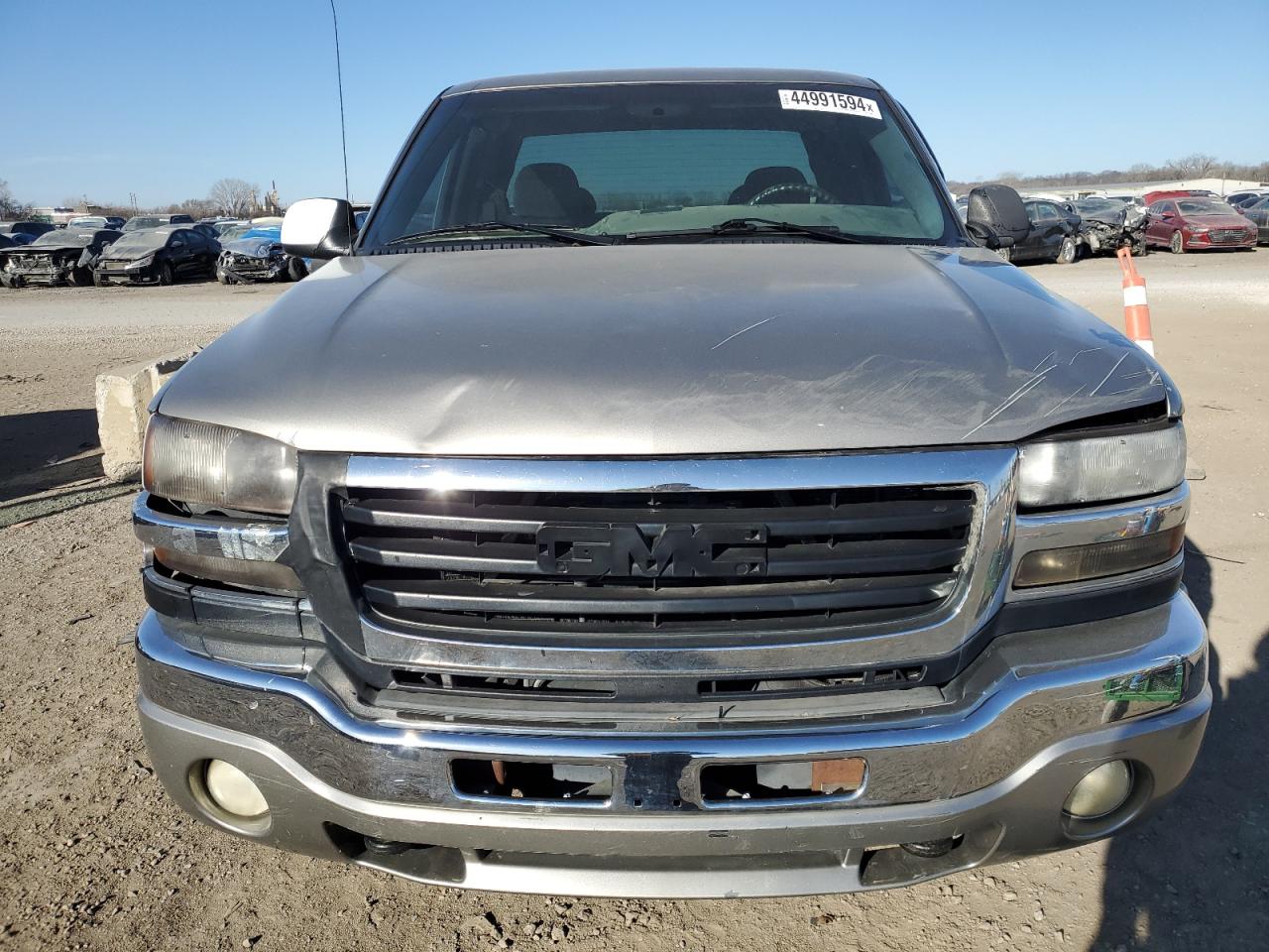 Photo 4 VIN: 1GTHK29UX3E278586 - GMC SIERRA 