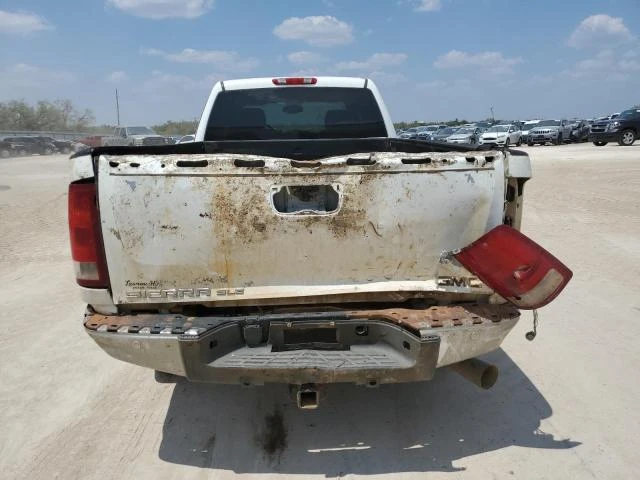 Photo 5 VIN: 1GTHK33687F518377 - GMC NEW SIERRA 