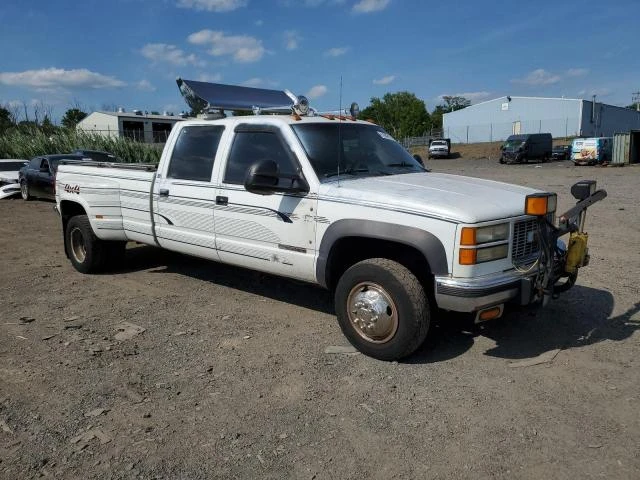 Photo 3 VIN: 1GTHK33N0RJ734876 - GMC SIERRA K35 