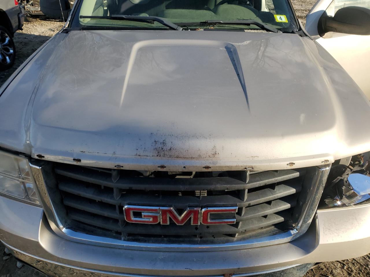 Photo 10 VIN: 1GTHK34K47E600236 - GMC SIERRA 