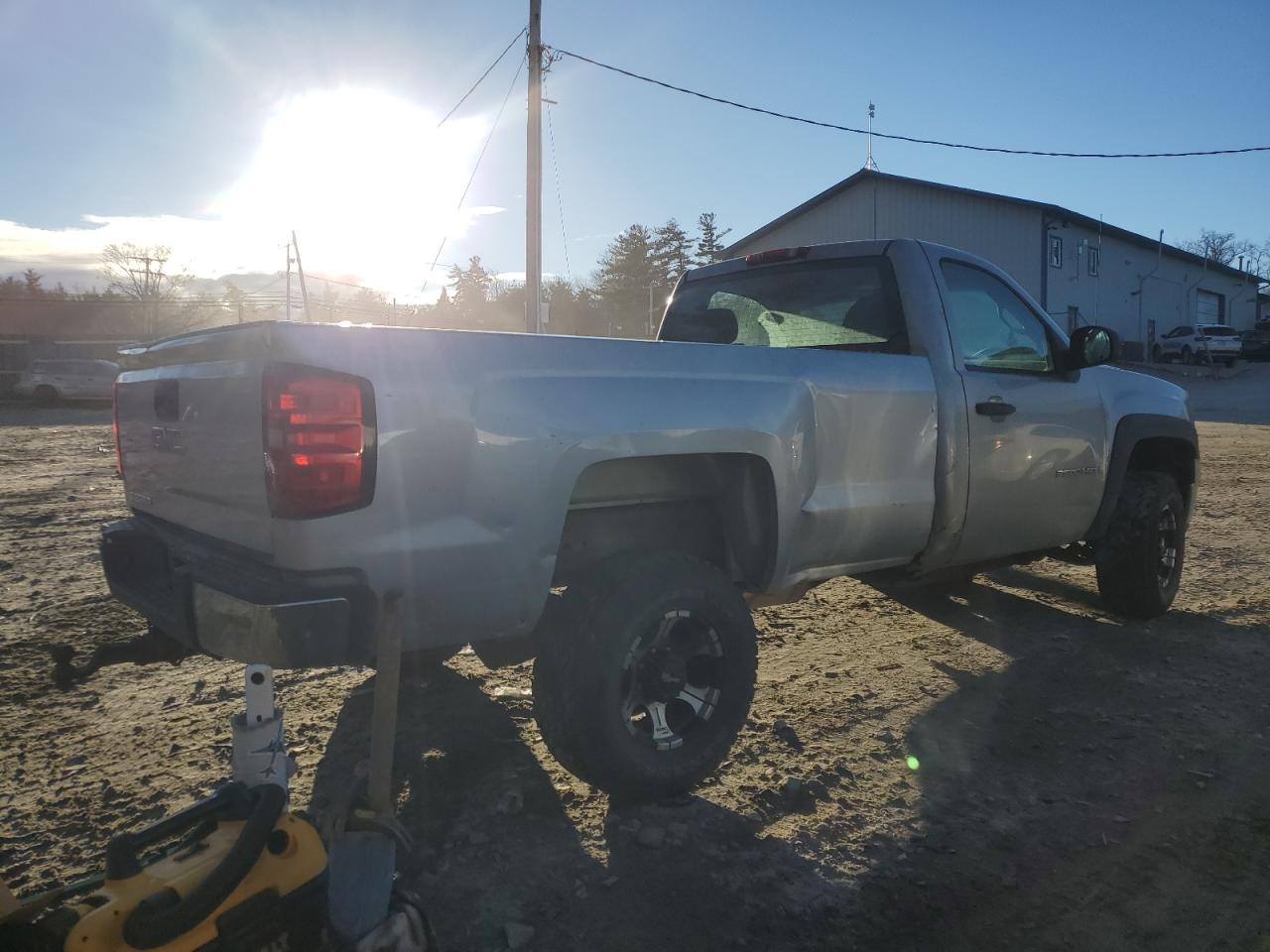 Photo 2 VIN: 1GTHK34K47E600236 - GMC SIERRA 