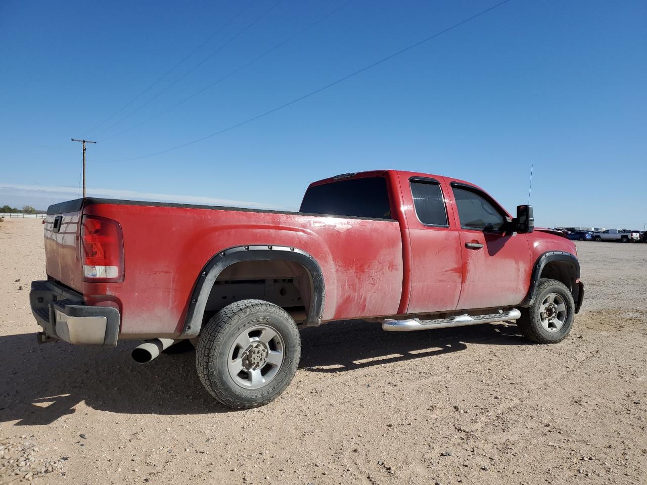 Photo 2 VIN: 1GTHK39647E567671 - GMC SIERRA 