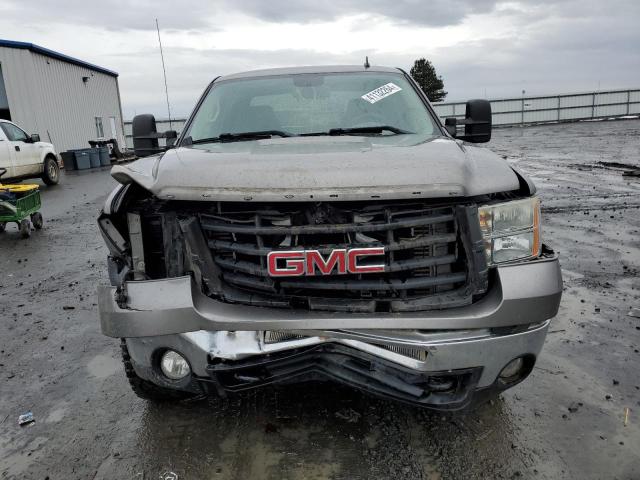 Photo 4 VIN: 1GTHK436X9F121522 - GMC SIERRA 