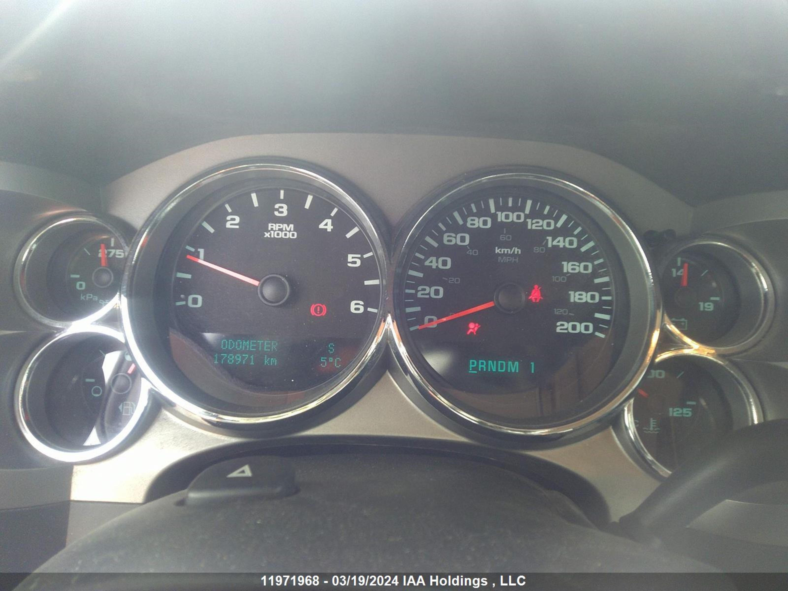 Photo 6 VIN: 1GTHK43KX9F106614 - GMC SIERRA 