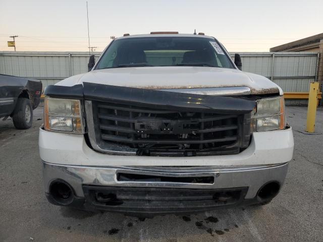 Photo 4 VIN: 1GTHK49KX9E113124 - GMC SIERRA 