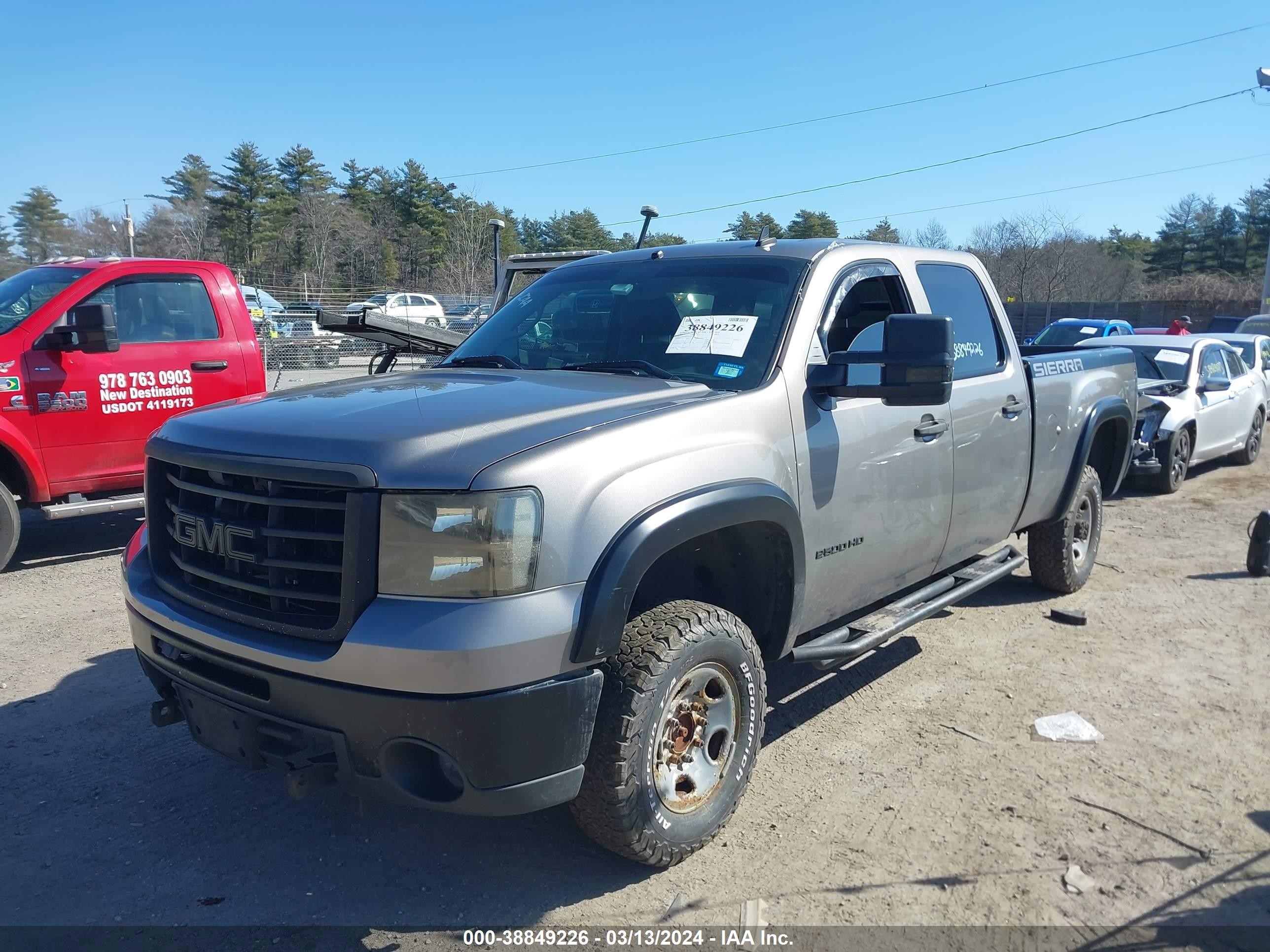 Photo 1 VIN: 1GTHK53K89F134403 - GMC SIERRA 